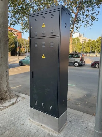 Armario Metálico Inox 2400/760 instalado en Barcelona
